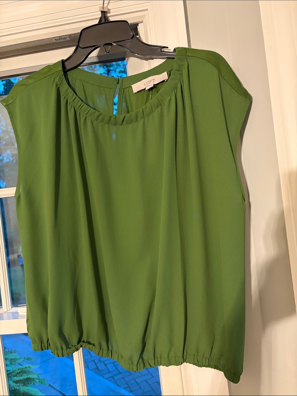LOFT Green Cap Sleeve tank Blouse